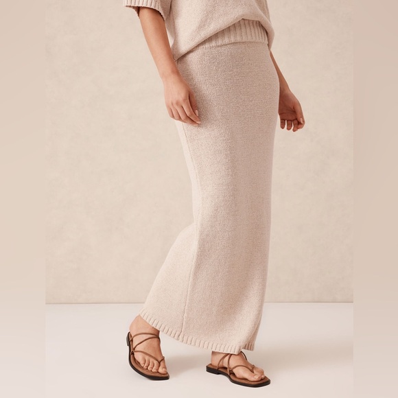 Free People Dresses & Skirts - Free People Beach Midi Sweater Skirt